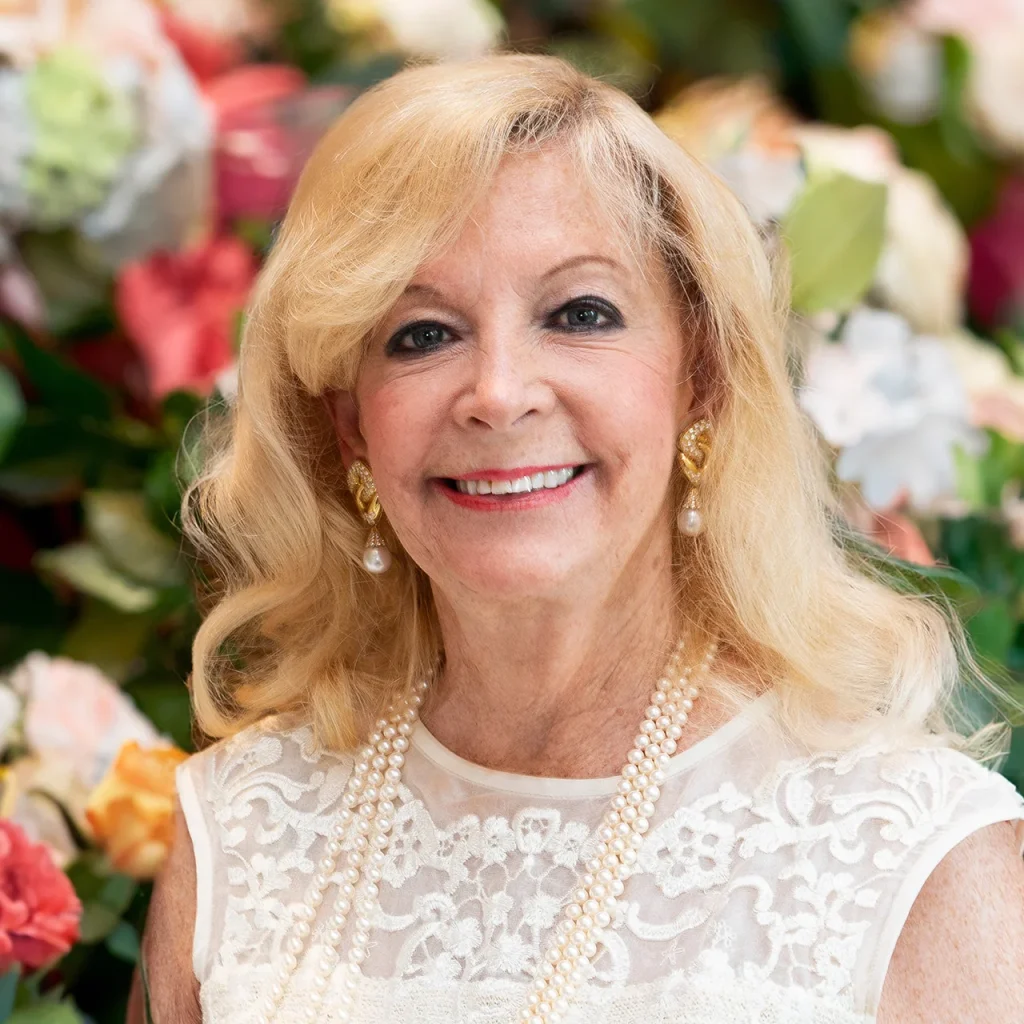Headshot of Janet Levy